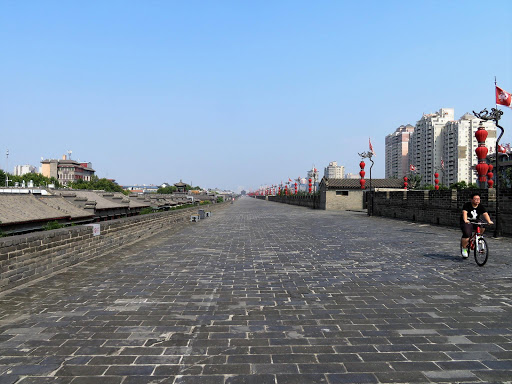 Xi'an City wall bike ride China 2016