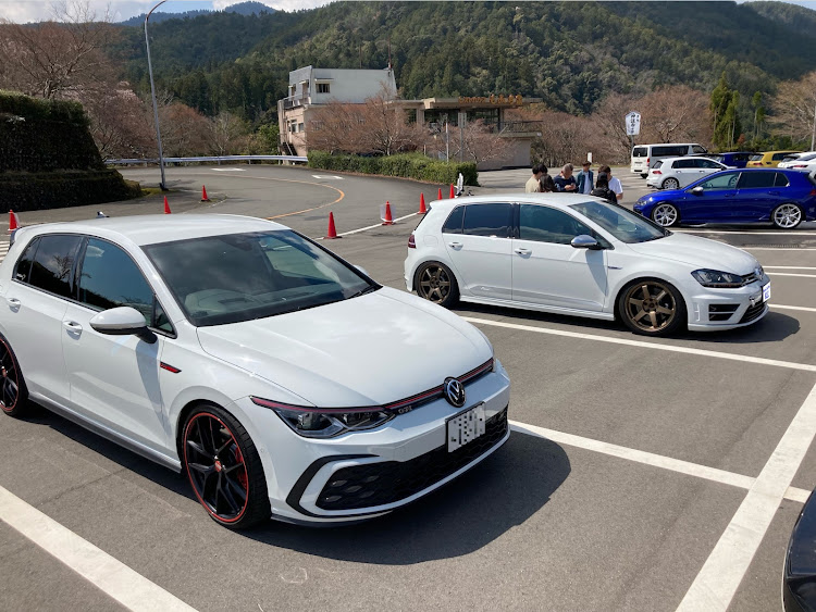 ゴルフ RのTuning Evolution B.L.K・ピックアップ間違いなし公開制限おくだ・テケトーオフ怪・テケトーオフ・主菜者に関するカスタム事例の投稿画像9枚目