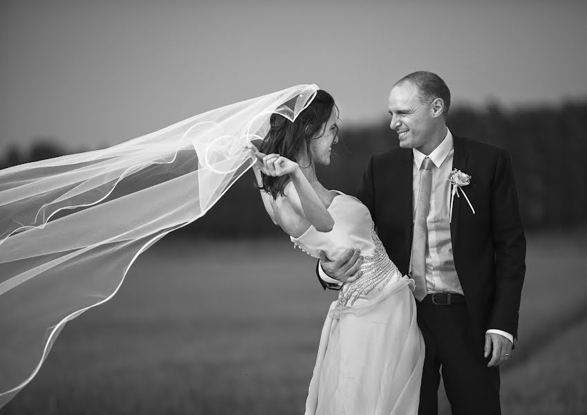 Fotografo di matrimoni Roberto De Riccardis (robertodericcar). Foto del 28 febbraio 2014