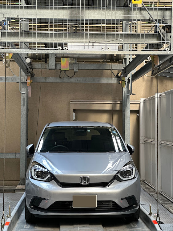 フィットのローガン・コーティングメンテナンス完了・HONDA愛・仲良しですが何か？・ご近所レーシングに関するカスタム事例の投稿画像3枚目