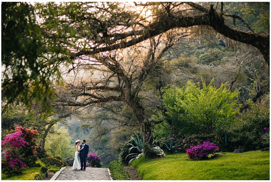 Fotografo di matrimoni Alejandro Gutierrez (gutierrez). Foto del 14 giugno 2022