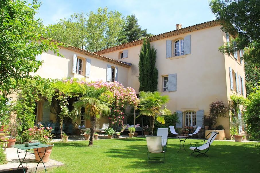 Location meublée propriété 8 pièces 450 m² à Aix-en-Provence (13090), 8 000 €