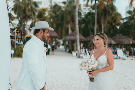 Jurufoto perkahwinan Roberto Andrade Y Ximena Zilli (robymenaphoto). Foto pada 19 Januari 2023