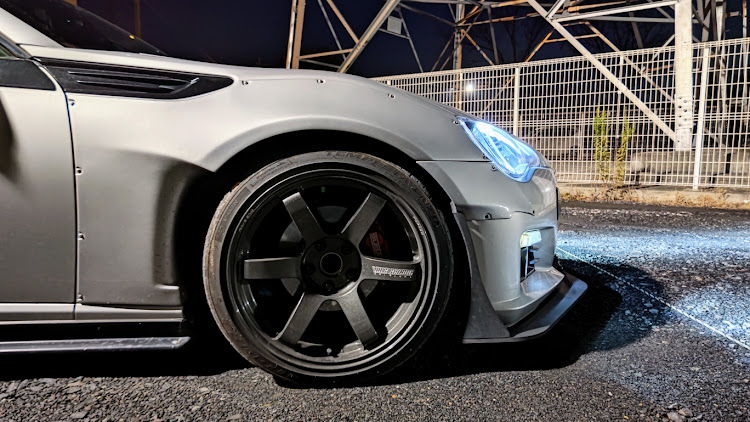 BRZのTE37SAGAに関するカスタム事例の投稿画像2枚目