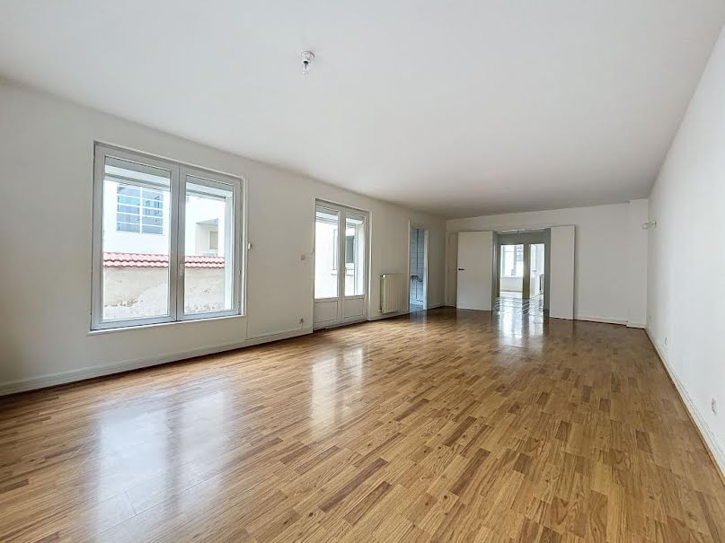 Location  appartement 3 pièces 81 m² à Nancy (54000), 895 €