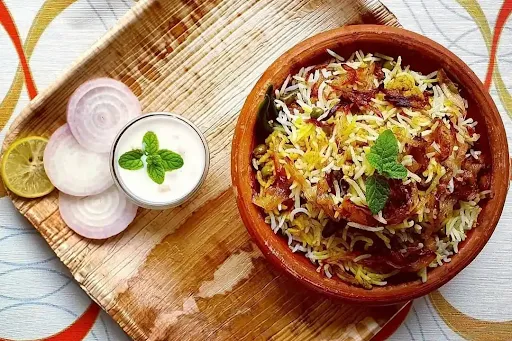 Hyderabadi Chicken Dum Biryani