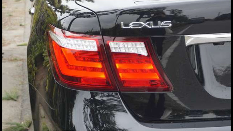 LSのLexus・LS460・バージョンS・ワーク グノーシス・エアサス改に関するカスタム事例の投稿画像9枚目