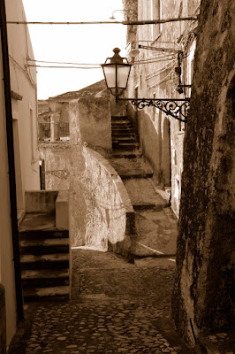 Nella quiete del borgo di manu70