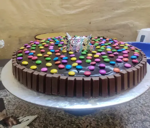 Chocolate Ball, Gems And KitKat Cake