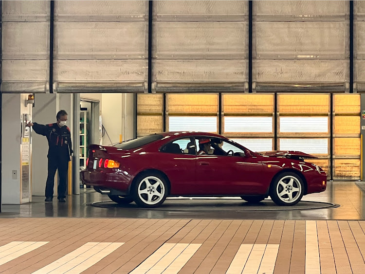 セリカのJAF・車積載車・搬送・同乗帰宅・京都→東京に関するカスタム事例の投稿画像7枚目