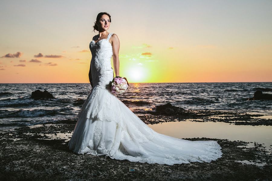 Fotografo di matrimoni Emanuele Cardella (emanuelecardell). Foto del 28 agosto 2016