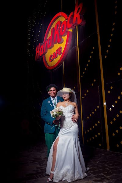 婚礼摄影师Yery Rojas（yeryrojas）。2018 10月13日的照片
