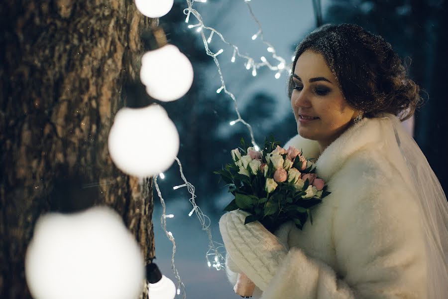 Fotografo di matrimoni Artem Chesnokov (chesnokov). Foto del 17 dicembre 2016