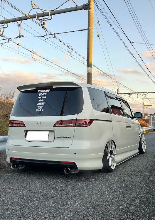 エリシオンの愛車の好きな角度・pickupcars2024・DIY・洗車に関するカスタム事例の投稿画像2枚目