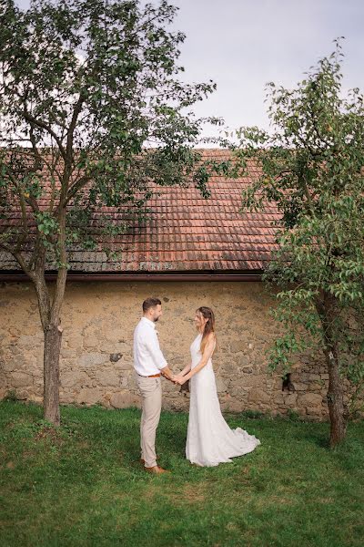 Wedding photographer Kristýna Zbíralová (kikzbiralova). Photo of 14 September 2023