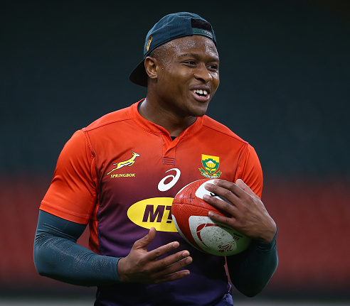 Aphiwe Dyantyi has signed for the Sharks to revive his career after ban.