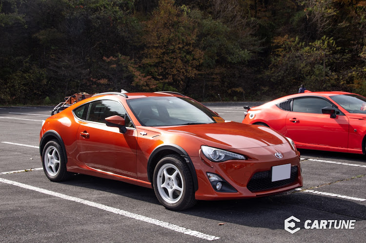 この発想はなかった 上げスタイルの86クロスオーバー オレンジmt Cartuneマガジン