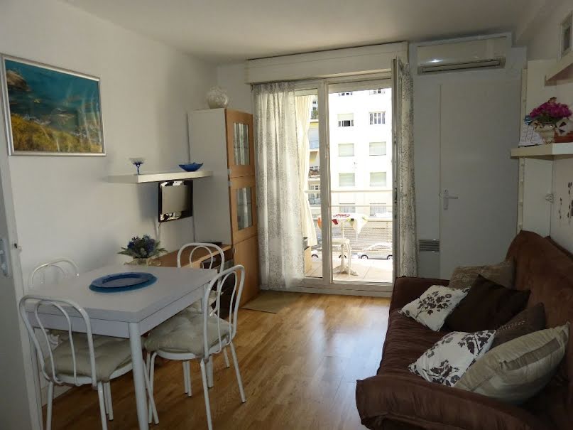 Location meublée appartement 1 pièce 22 m² à Nice (06000), 690 €