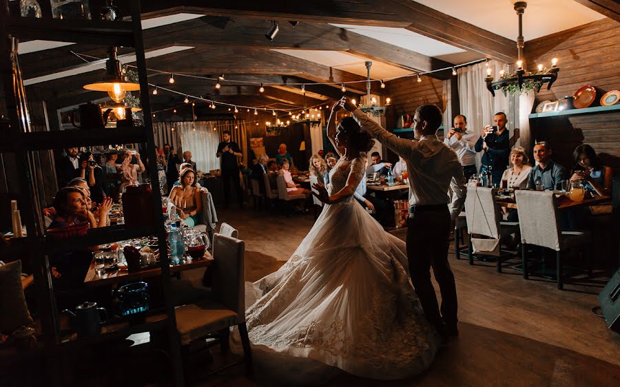 婚禮攝影師Aleksey Volovikov（alexeyvolovikov）。2018 4月9日的照片
