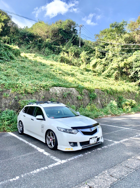 アコードツアラーのローガン九州・秋の気配・皆さん、ありがとうございます😊に関するカスタム事例の投稿画像1枚目