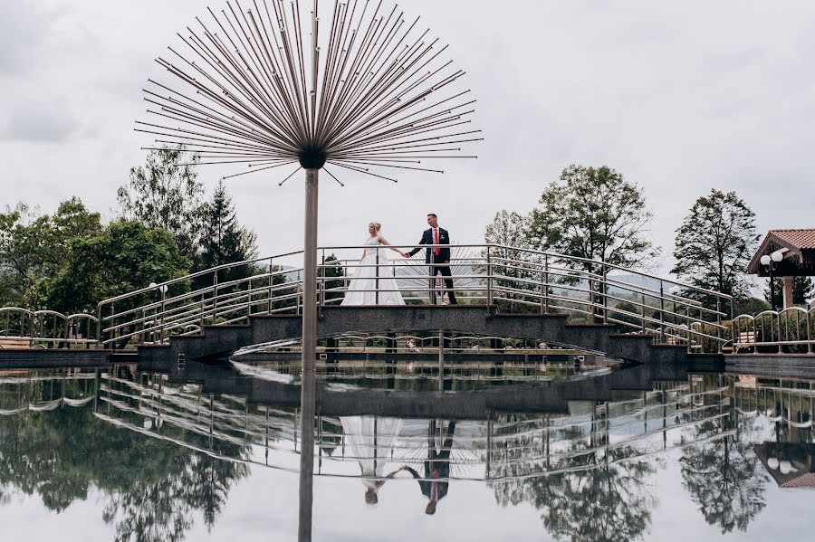 Fotógrafo de casamento Artur Soroka (infinitissv). Foto de 18 de outubro 2019