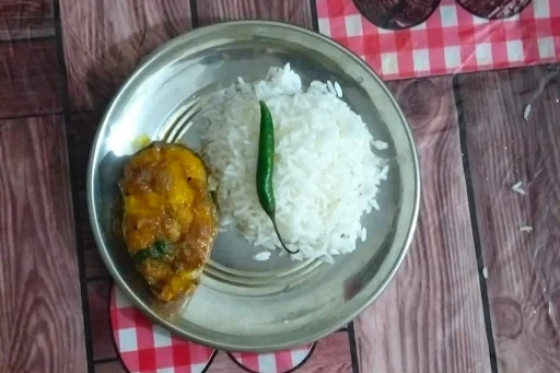 Hot Rice With Boal Fish Jhal
