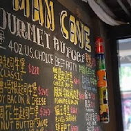 Man Cave Gourmet Burgers 男人窩美式漢堡