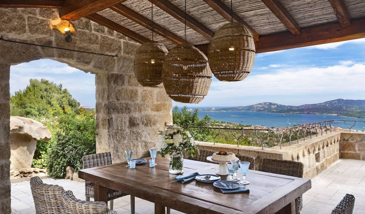 Villa with pool and garden Porto Cervo