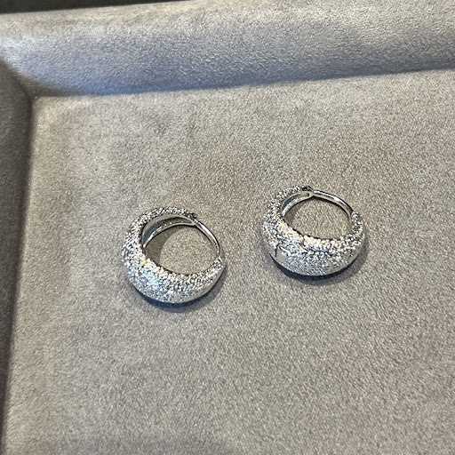 Title 6, Velvet Silver White Water Drop Thin And Glitter...
