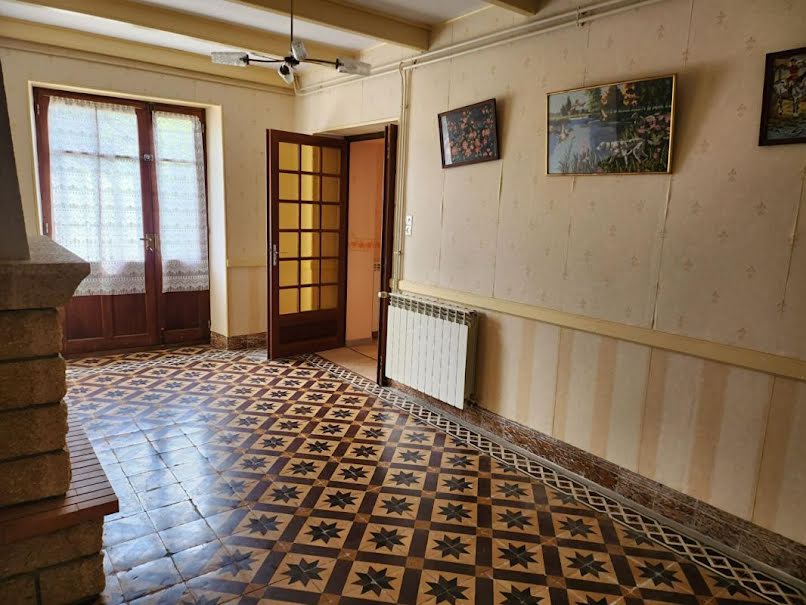 Vente maison 4 pièces 139.31 m² à Forges (17290), 315 000 €