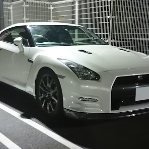 NISSAN GT-R R35