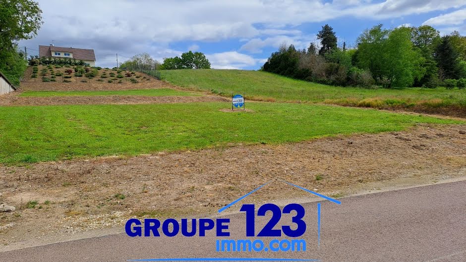 Vente terrain  1745 m² à Guerchy (89113), 27 900 €