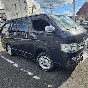 ハイエースバン KDH205V