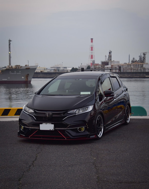 フィットのグルメン集合・まるさんの足回り・GK後期・夜景と愛車・三重組に関するカスタム事例の投稿画像6枚目