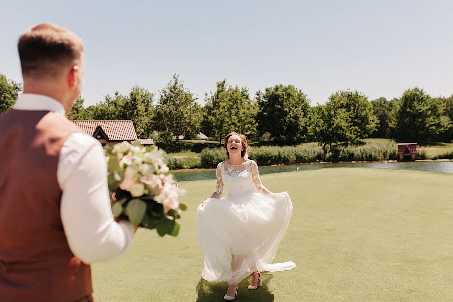 Fotografo di matrimoni Alisa Shum (aliceshum). Foto del 1 giugno 2021