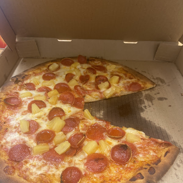 Pepperoni with pineapple