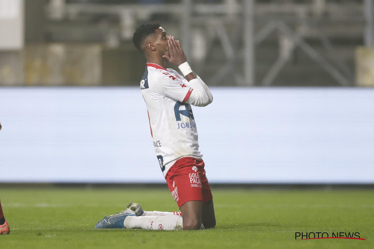 📷 Faïz Selemani crie à l'injustice preuve à l'appui : "Regardez ma chaussure"