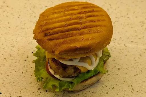 Chipotle Crunchy Chicken Burger