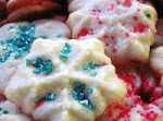 CREAM CHEESE SPRITZ COOKIES was pinched from <a href="http://www.cooks.com/rec/view/0,1610,133168-245198,00.html" target="_blank">www.cooks.com.</a>