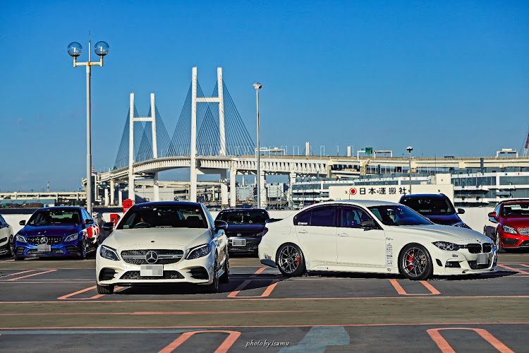 3シリーズ セダンのBMW・写真好きな人と繋がりたい・いつもイイネ&コメントありがとうございます🙇‍♂️・discover＿ct・C-EALs.（シールズ）に関するカスタム事例の投稿画像12枚目