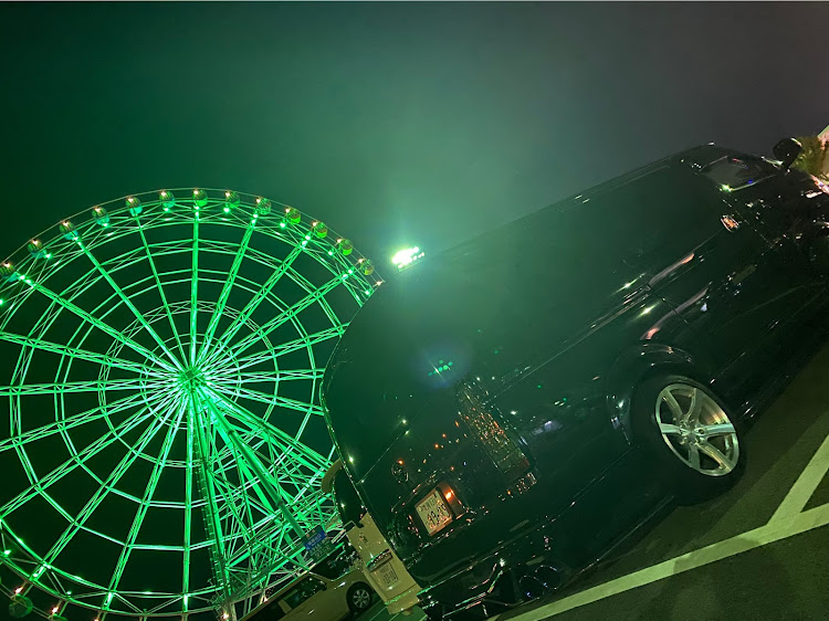 ハイエースのハイエース・淡路島ハイウェイオアシス・観覧車・観覧車と愛車に関するカスタム事例の投稿画像1枚目