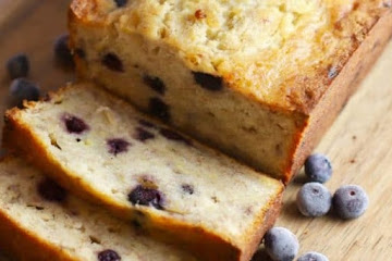 Buttermilk Banana Bread with Blueberries: