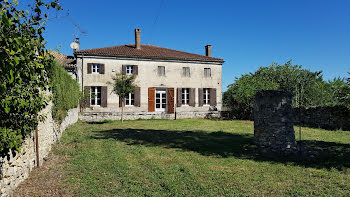 maison à Dieulivol (33)