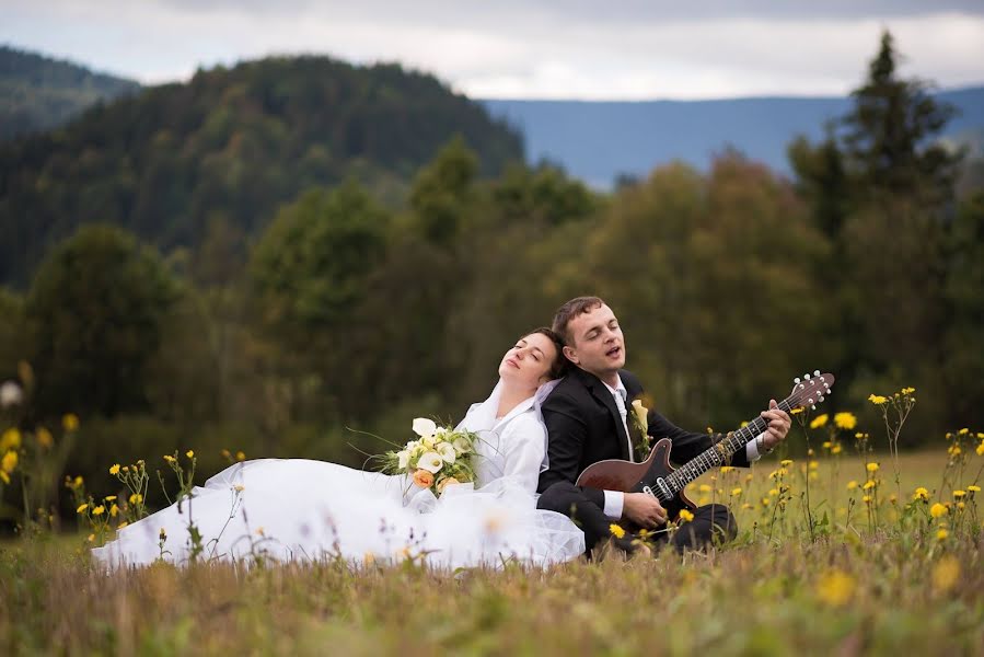 Fotograful de nuntă Štefan Sakala (sakalafoto). Fotografia din 10 aprilie 2019