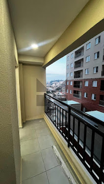 Apartamento em Jardim Três Irmãos, Taboão da Serra, com 42m², 2 dormitórios e 2 banheiros para locação.