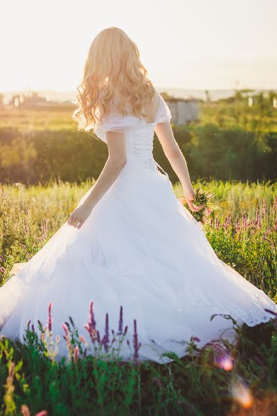 Fotógrafo de bodas Valeriya Barinova (splashphoto). Foto del 12 de junio 2016