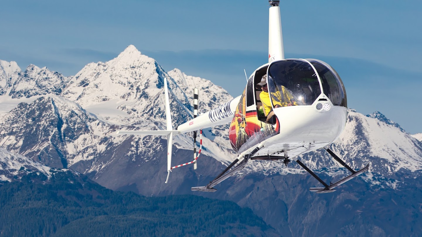 Watch Alaska's Ultimate Bush Pilots live