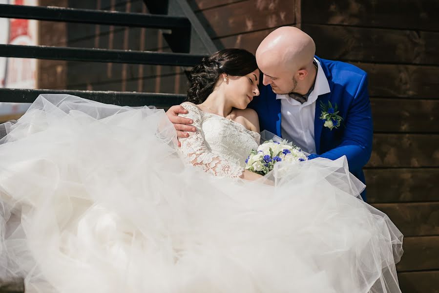 Fotógrafo de casamento Regina Kalimullina (reginanv). Foto de 1 de outubro 2017