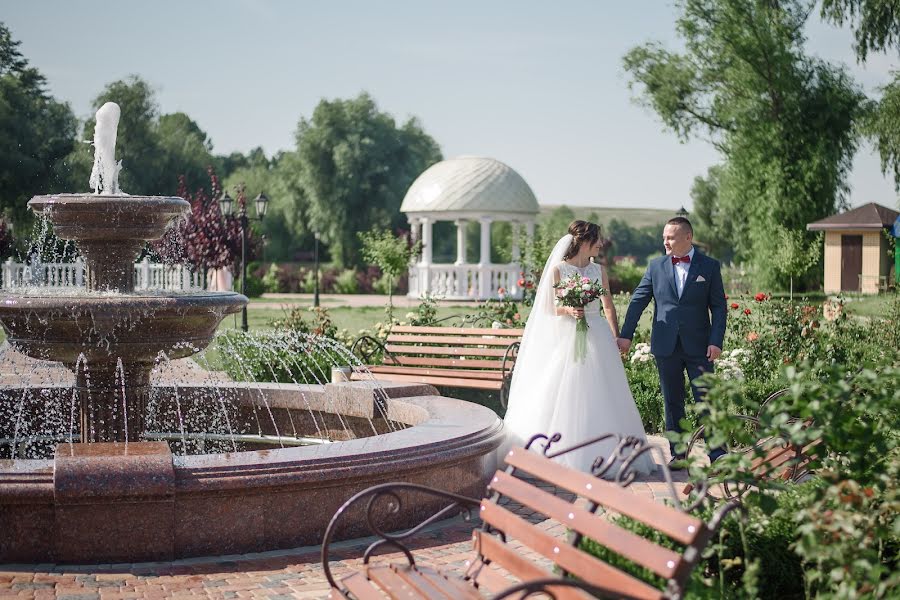 Fotografo di matrimoni Darina Aleksandrova (sdphotozh). Foto del 15 novembre 2019