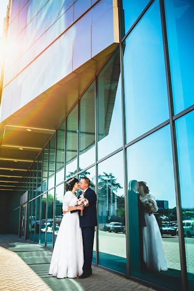 Fotógrafo de casamento Andrey Lavrinec (loverinets). Foto de 15 de julho 2018